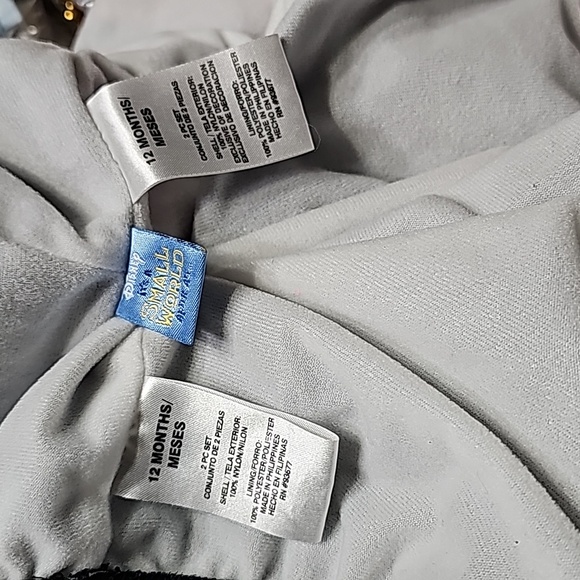 Disney It's a Small World Boy 12 Months 2pc Red Black Windbreaker/Track Suit - Picture 8 of 14